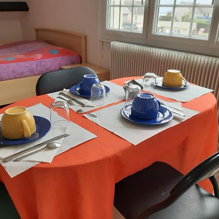 Utah Beach Bed & Breakfast Сант-Мари-дю-Мон Екстериор снимка